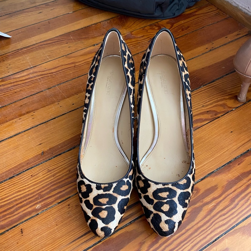 Coach cheetah pumps